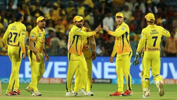 IPL: Watson, Dhoni star as Chennai beat Delhi