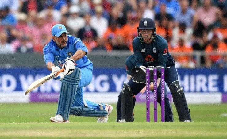 England outclass India by 8 wickets, clinch ODI series